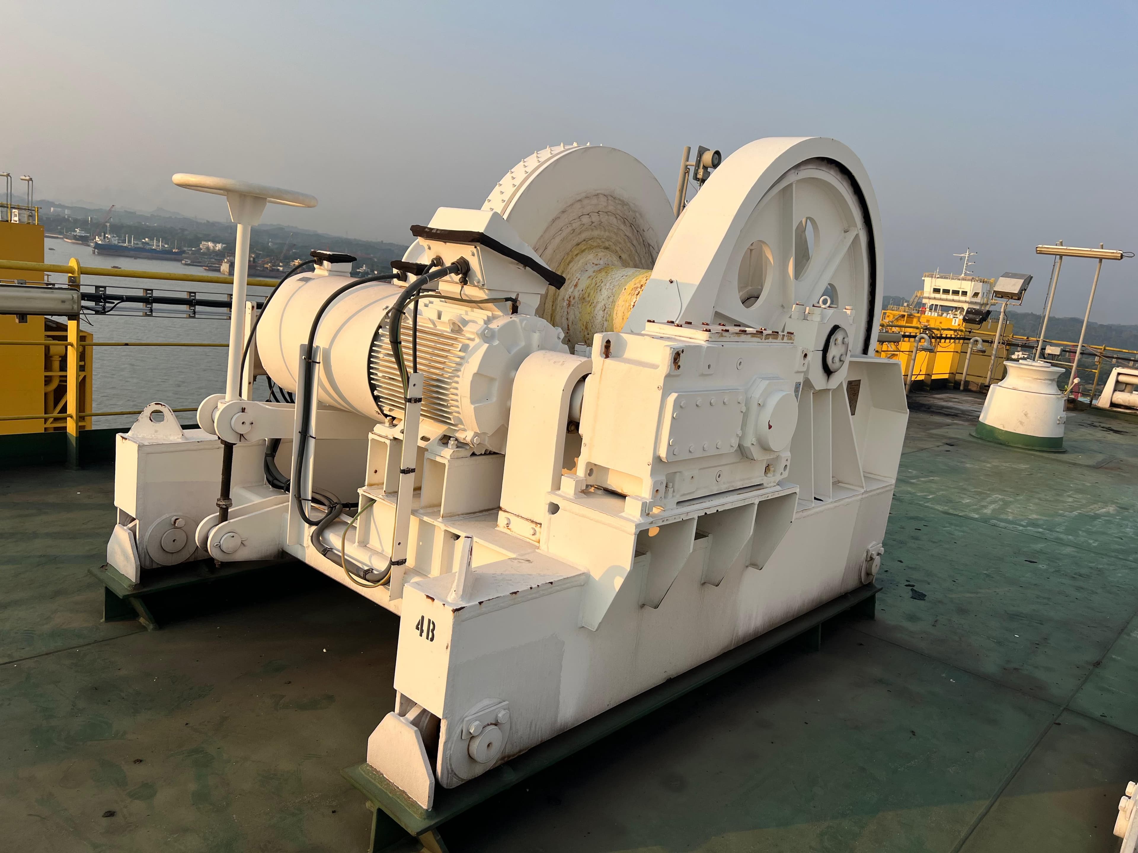 Heavy Duty Mooring Winch